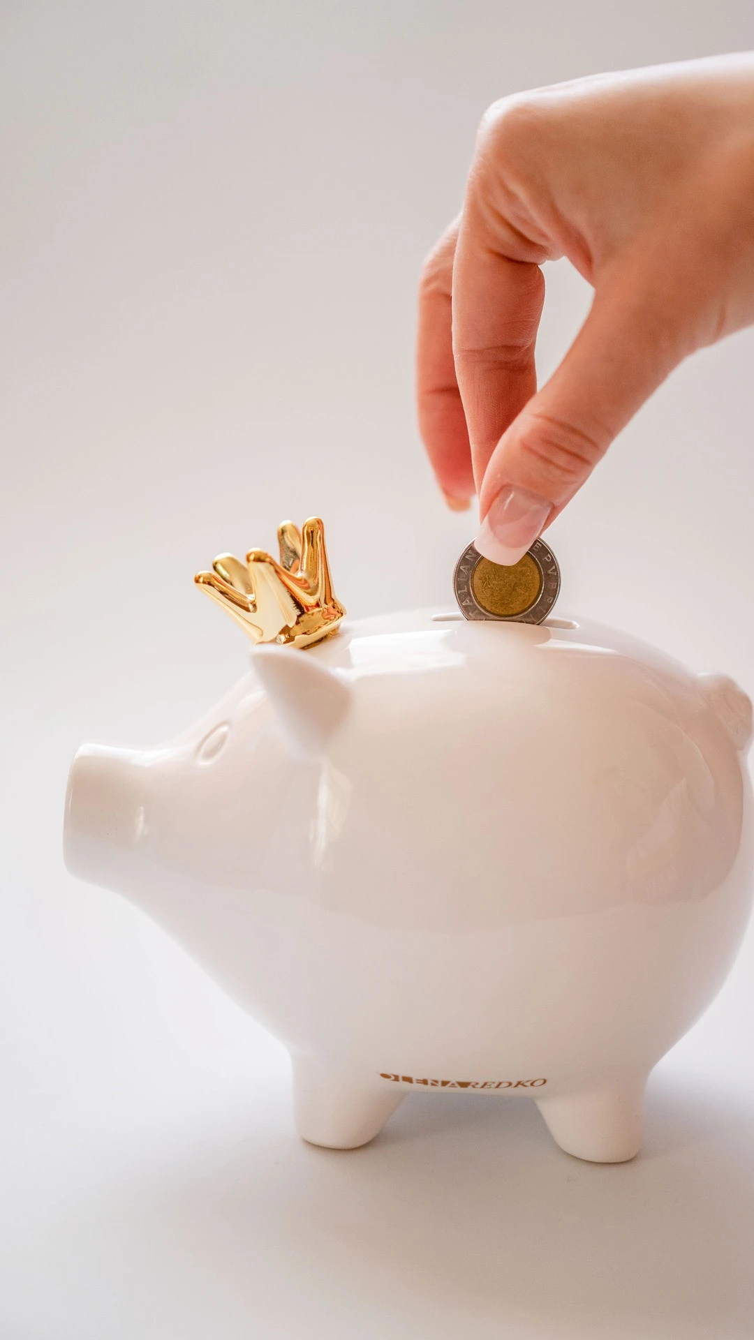 Best Monthly Budget Tips for Beginners Story Cover Image