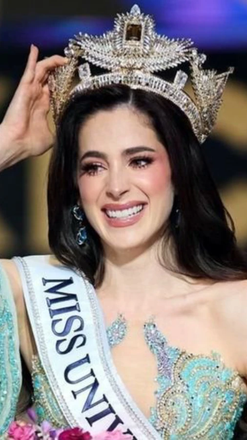 मैक्सिको की फ़ातिमा बॉश बनीं मिस यूनिवर्स 2025 Story Cover Image